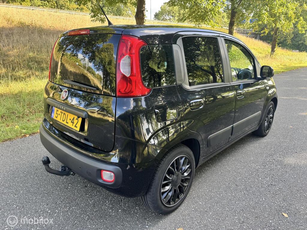 Fiat Panda 0.9 TwinAir*NW APK*SCHERM*NAVIGATIE*PARKEERSENSOR, Auto's, Fiat, Euro 5, Stof, Gebruikt, Panda