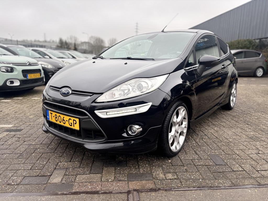 Ford Fiesta 1.6 Ghia CLIMA!INRUILMOGELIJK! (bj 2011), Auto's, Gebruikt, 31 €/maand, 4 cilinders, Parkeersensor
