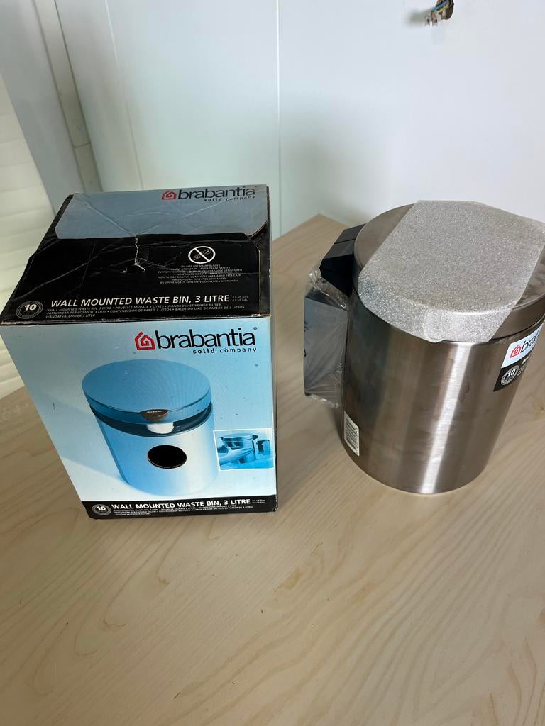 Brabantia Wandafvalemmer 3 Liter - Nieuw in doos, Huis en Inrichting, Woonaccessoires | Prullenbakken, Nieuw, Ophalen of Verzenden
