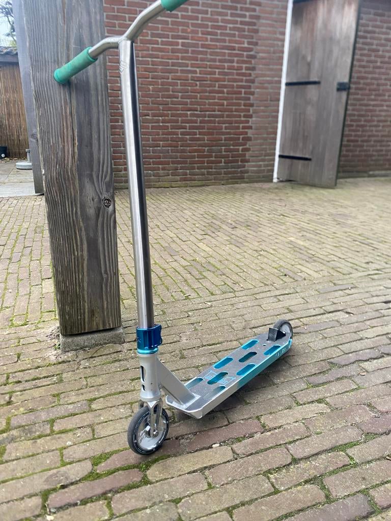 Cutsom Stuntstep, Ophalen of Verzenden, Zo goed als nieuw, Overige typen