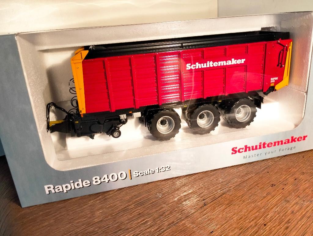 Te koop Schuitemaker Rapide 8400 3-asser silage/opraapwagen., Hobby en Vrije tijd, Ophalen of Verzenden, Nieuw, Tractor of Landbouw