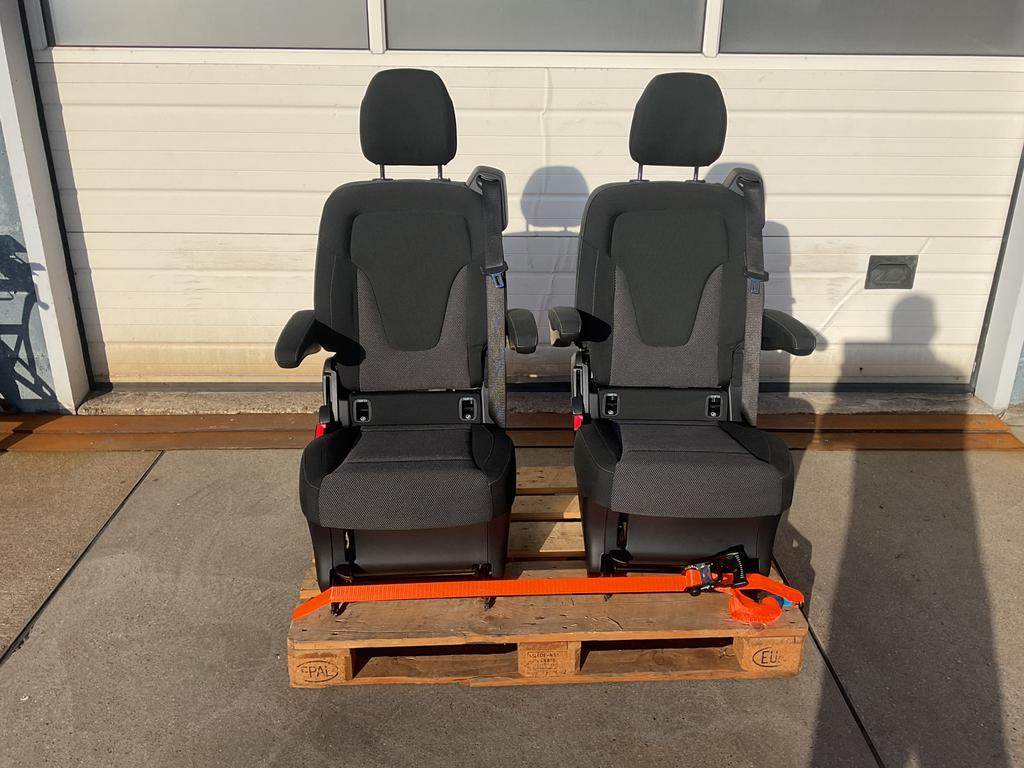 Mercedes - Vito V Klasse 447. Nieuwe achter stoelen., Auto-onderdelen, Interieur en Bekleding, Ophalen, Nieuw