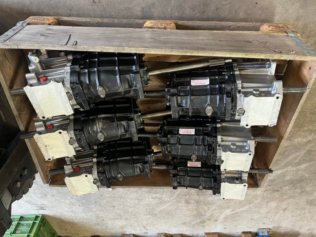 Land Rover defender td5 R380 68a versnellingsbak gereviseerd, Ophalen of Verzenden, Gereviseerd, Land Rover