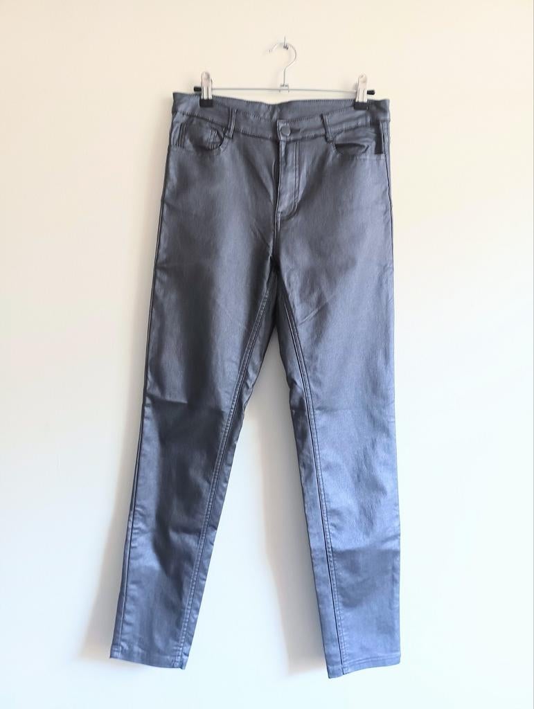 Calzedonia paarse legging - zo goed als nieuw!, Kleding | Dames, Leggings, Maillots en Panty's, Legging, Paars, Calzedonia, Ophalen of Verzenden