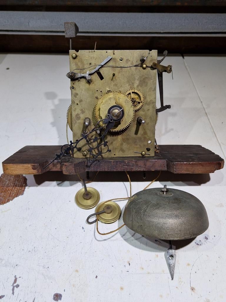 Uurwerk uit staande klok, Antiek en Kunst, Ophalen of Verzenden
