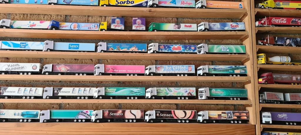 Grote partij model vrachtwagentjes, Hobby en Vrije tijd, Modelauto's | 1:87, Ophalen of Verzenden