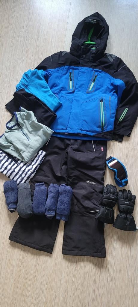 Ski uitrusting kind maat 140, skibroek + ski jas+shirts etc, Overige merken, 100 tot 140 cm, Ophalen of Verzenden, Zo goed als nieuw