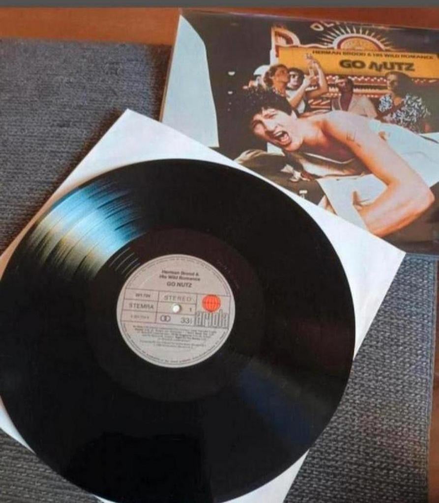 Herman Brood - Go Nutz LP / VG+, Cd's en Dvd's, Vinyl | Rock, Ophalen of Verzenden, Gebruikt, 12 inch, Poprock