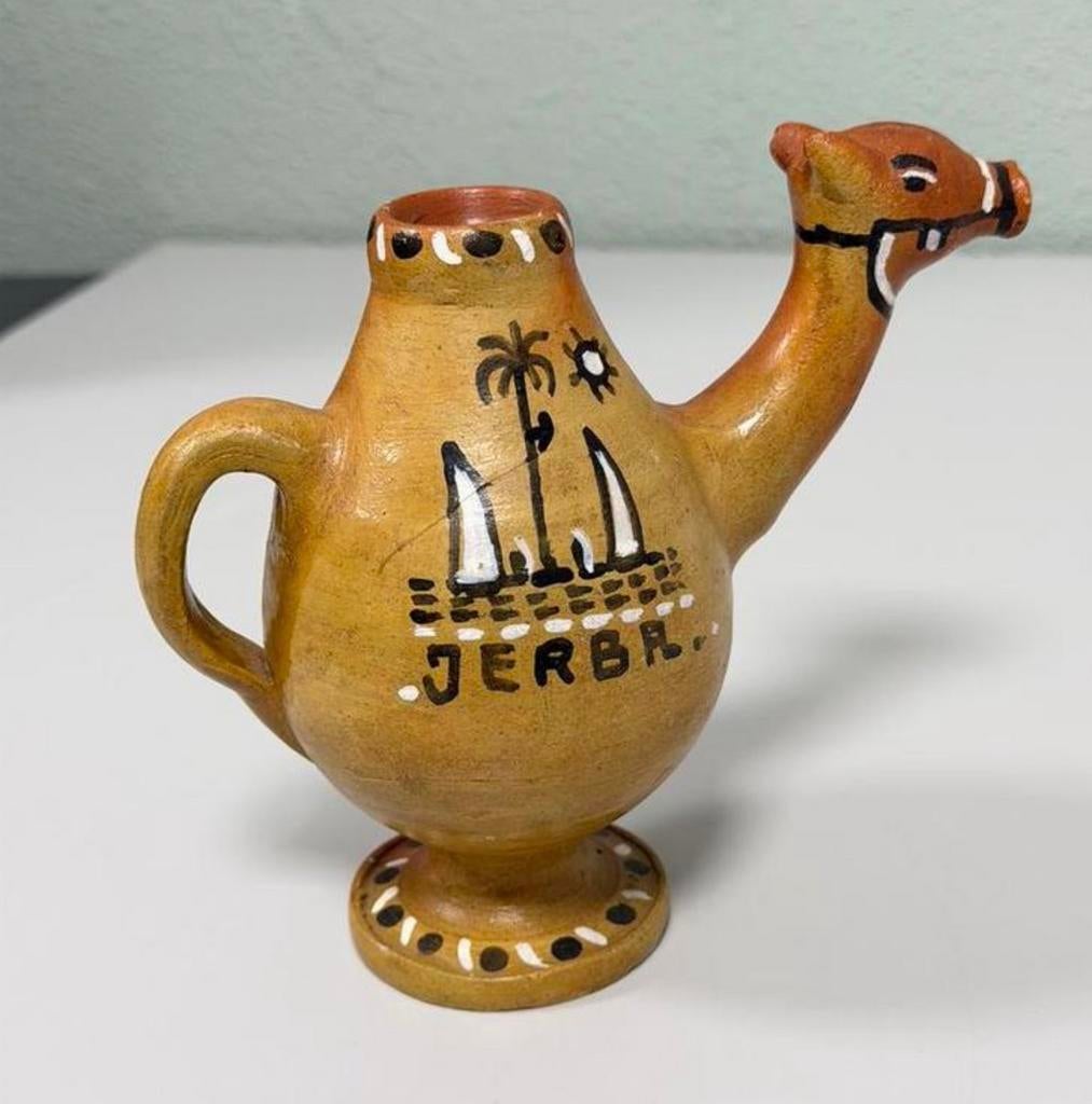 vintage magische kameel uit Djerba Tunesië keramiek theekan, Ophalen of Verzenden