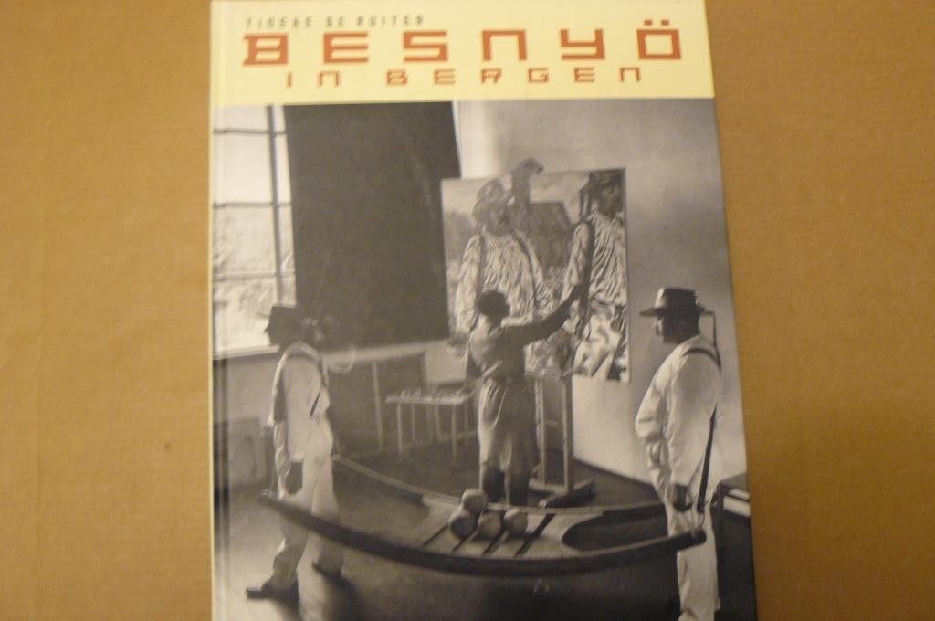EVA BESNYÖ / in Bergen / Charley Toorop / Tineke de Ruiter, Boeken, Kunst en Cultuur | Fotografie en Design, Ophalen of Verzenden
