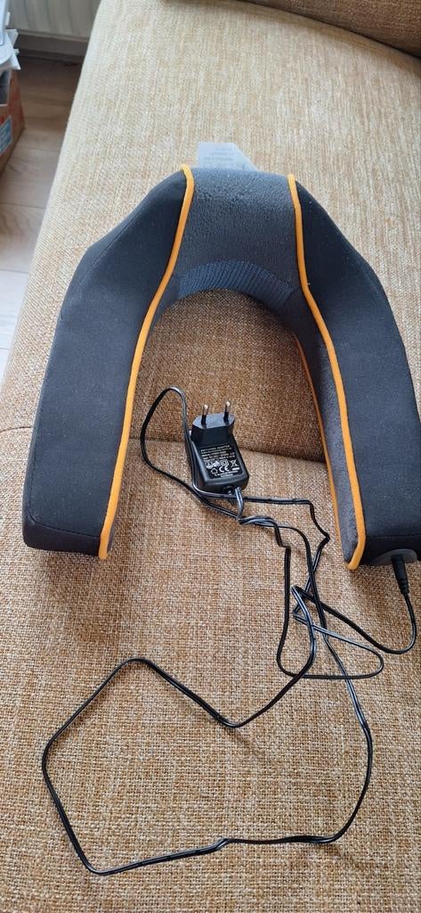 MEDISA  nek massage, Ophalen of Verzenden, Zo goed als nieuw, Apparaat