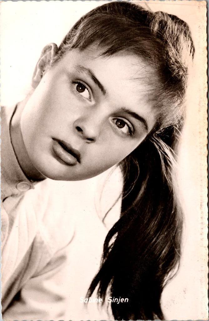 Sabine Sinjen, Verzenden, 1940 tot 1960, Ongelopen, Sterren en Beroemdheden