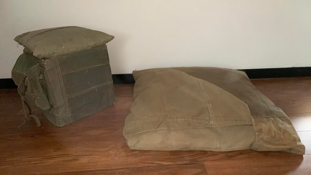 Legergroene zitzak en poef Colorique, Ophalen, Gebruikt, Groen, Zitzak