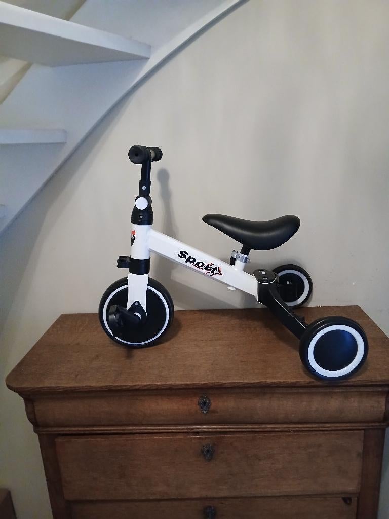 mooi peuterfietsje, Fietsen en Brommers, Fietsen | Kinderfietsjes, Zo goed als nieuw, Minder dan 16 inch, Zijwieltjes, Ophalen of Verzenden