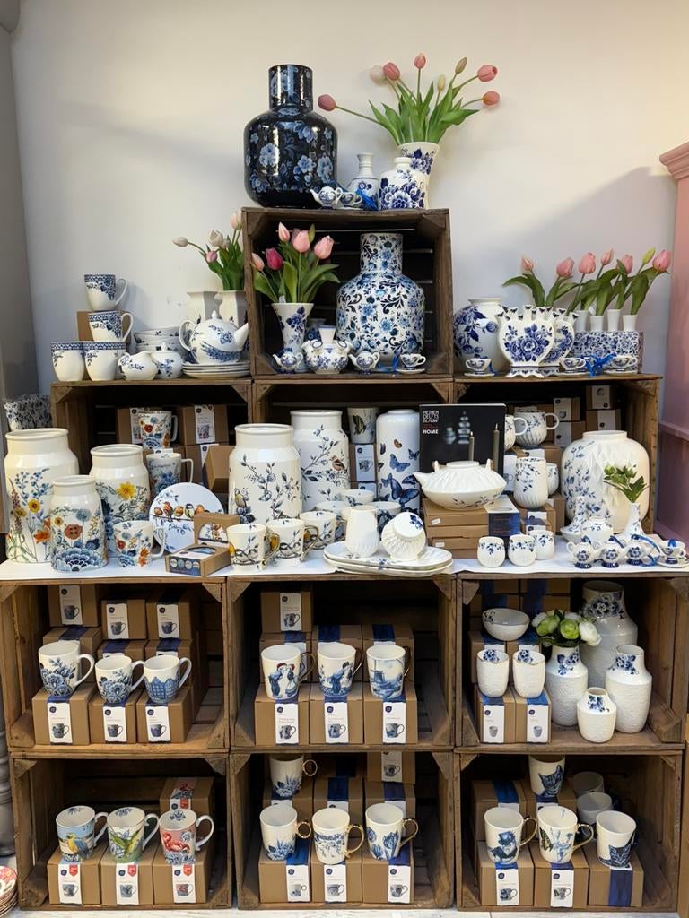 Heinen Delfs Blauw - pauw - vouw - mokken - vaas, Ophalen of Verzenden, Zo goed als nieuw, Overige stijlen, Kop(pen) en/of Schotel(s)