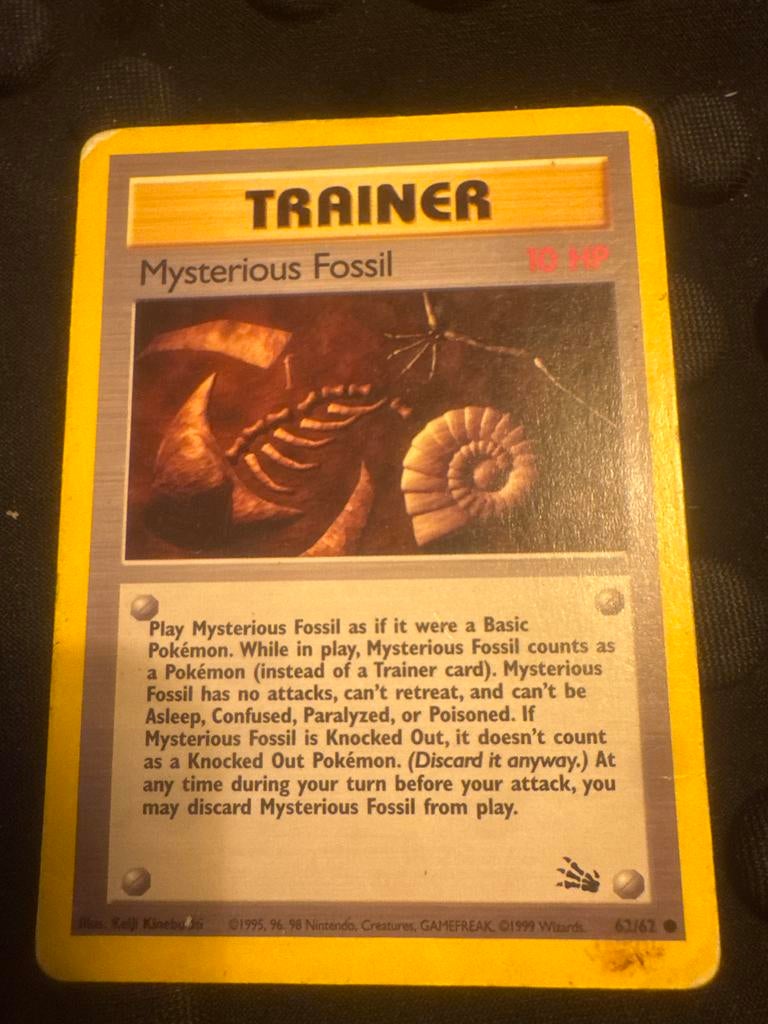 Mysterious Fossil Trainer Kaart - Gebruikt, Ophalen of Verzenden, Gebruikt, Losse kaart