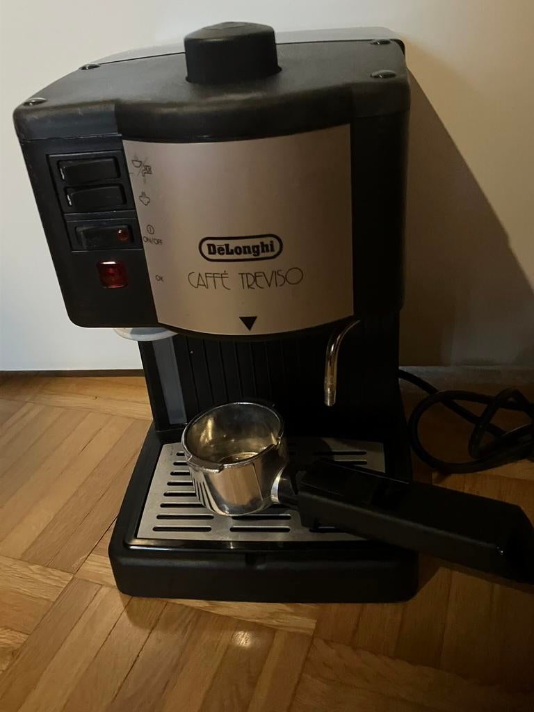 DeLonghi Caffe Treviso espresso apparaat, Witgoed en Apparatuur, Koffiezetapparaten, Gebruikt, Gemalen koffie, Espresso apparaat