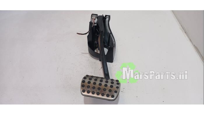 Rempedaal van een Mercedes E-Klasse, Auto-onderdelen, Interieur en Bekleding, Gebruikt, -, Ophalen of Verzenden, -