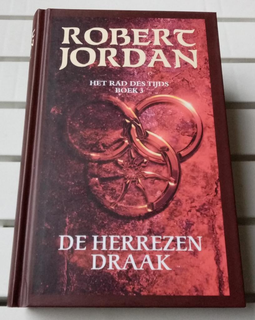 HET RAD DES TIJDS 3: DE HERREZEN DRAAK * Robert Jordan, Boeken, Ophalen of Verzenden, Gelezen, Robert Jordan