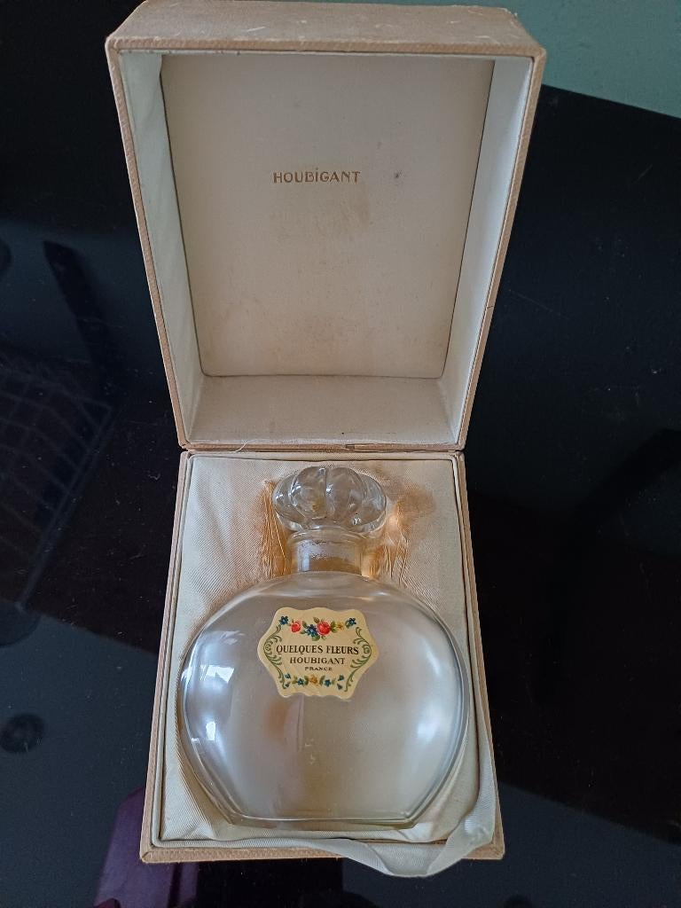 Antieke parfumfles Houbigant Paris in originele doos, Ophalen of Verzenden, Gebruikt, Parfumfles