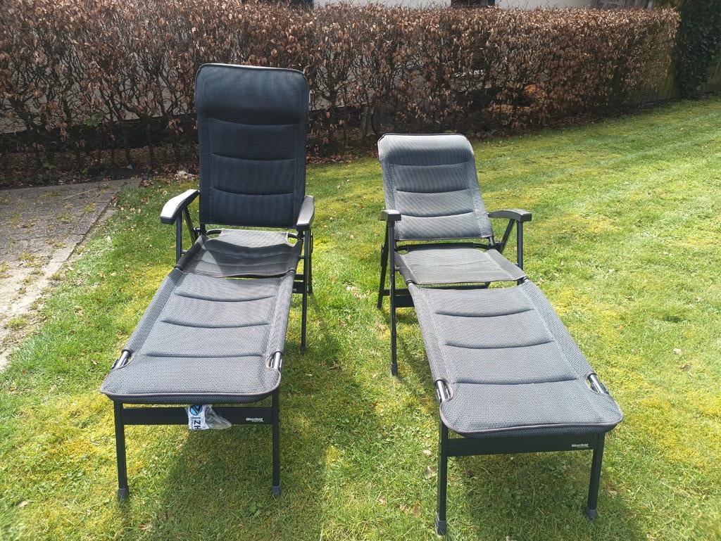 2x Verstelbare Ligstoelen met Voetenbank, Ophalen of Verzenden, Gebruikt, Metaal, Verstelbaar