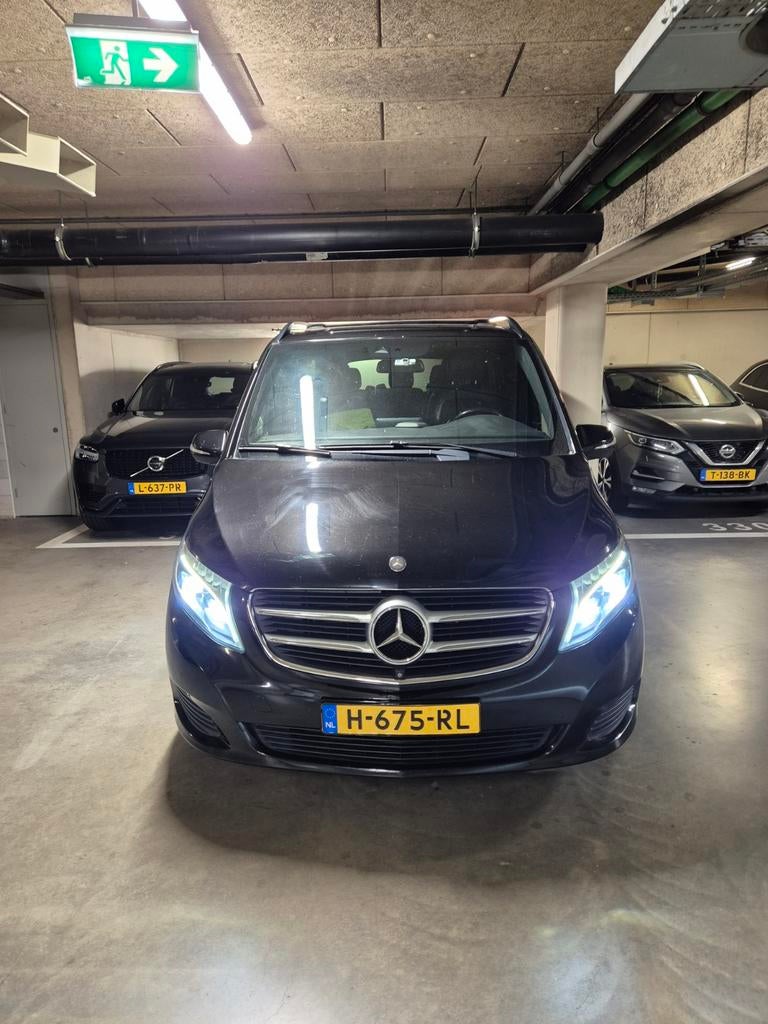 Mercedes-Benz V-Klasse  V250 Lang 2014 Zwart CAMPER, Auto's, Automaat, Achterwielaandrijving, 2000 kg, 255 €/maand