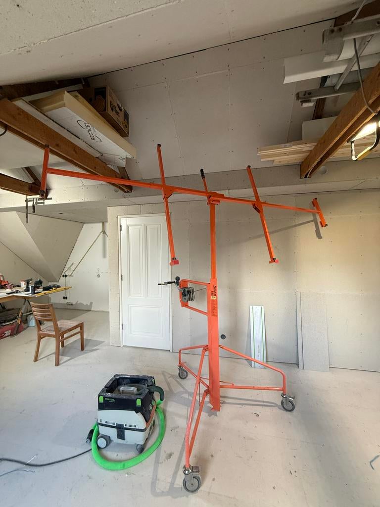 Platenlift Levpano 2 - professionele 75kg 3,5m lift, Doe-het-zelf en Verbouw, Ophalen, Gebruikt, Bouwlift