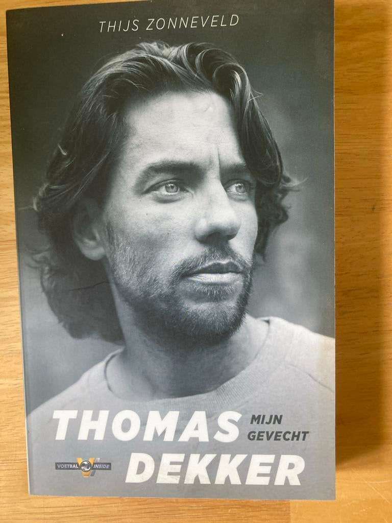 Thomas Dekker - Mijn Gevecht (Voetbal Inside), Boeken, Ophalen of Verzenden, Zo goed als nieuw, Sport