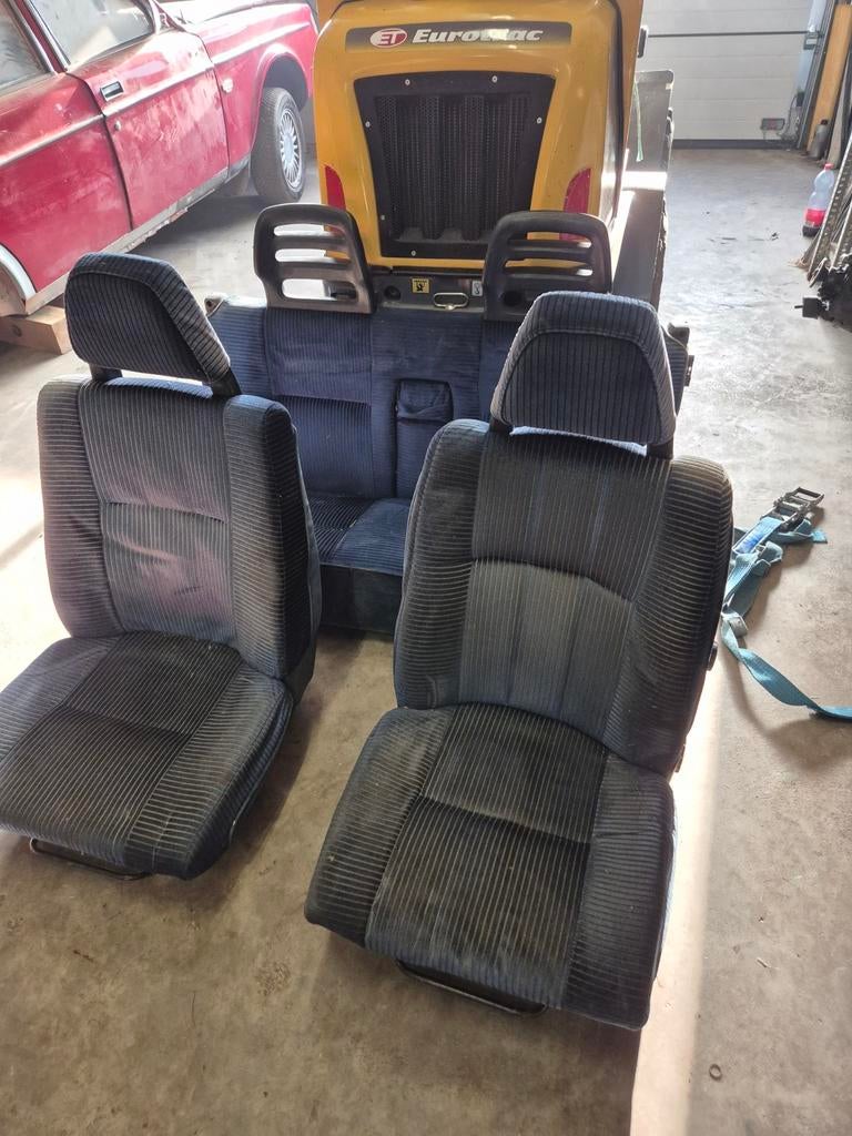 Volvo 240/245 pullman interieur blauw, Ophalen, Volvo