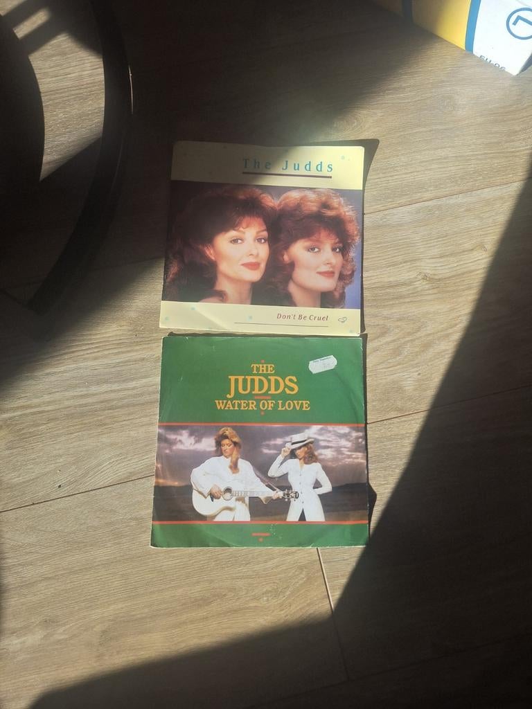 The judds 2 keer, Ophalen of Verzenden, Zo goed als nieuw