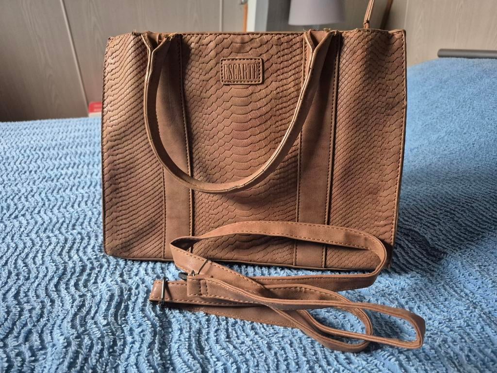 Mooie Bruine handtas  ook te gebruiken met schouderband, Sieraden, Tassen en Uiterlijk, Tassen | Damestassen, Ophalen of Verzenden