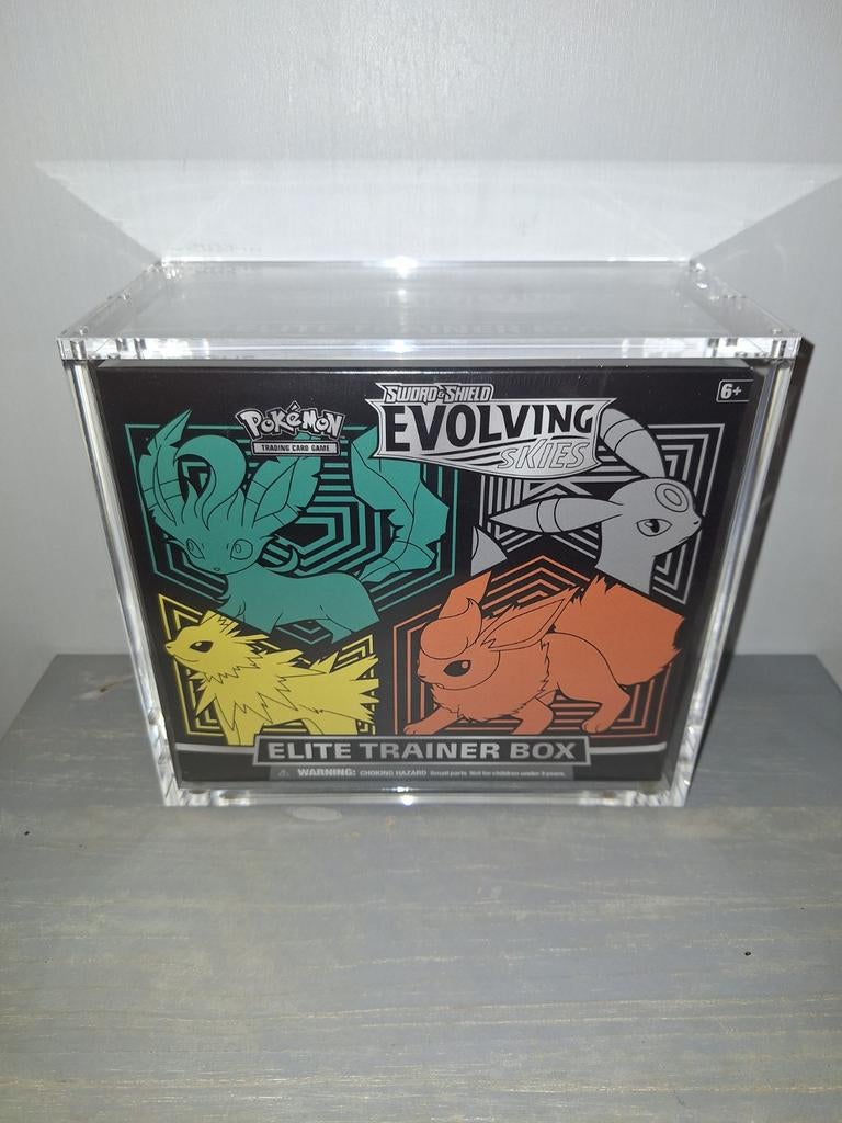 Pokémon Evolving Skies ETB Set & 18 Pack Booster Box, Ophalen, Nieuw, Boosterbox