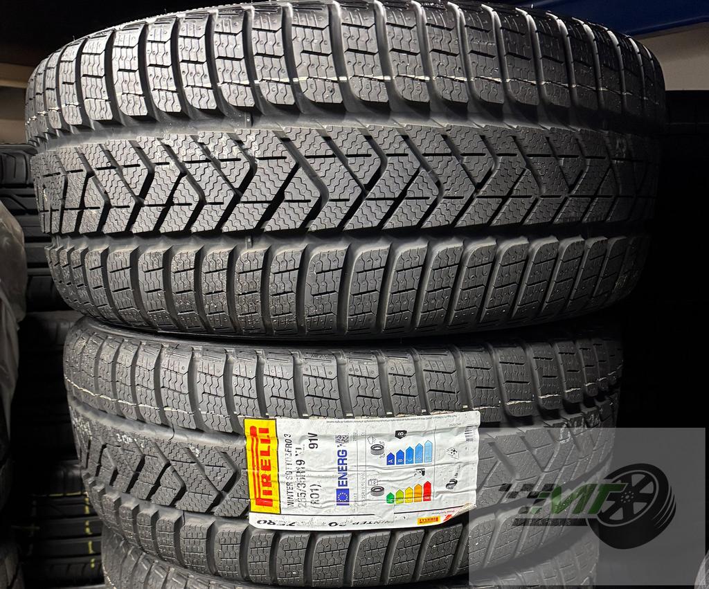 19" 235 35 19 inch Pirelli Sottozero 3 Winterband DOT24 NEW, 19 inch, -, -, Nieuw