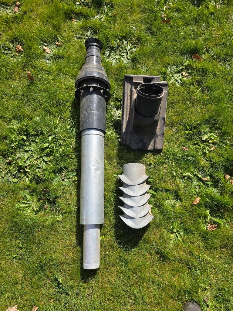 Dakdoorvoer voor ventilatie/afzuiging/schoorsteen, Doe-het-zelf en Verbouw, Ventilatie en Afzuiging, Ophalen of Verzenden, Gebruikt