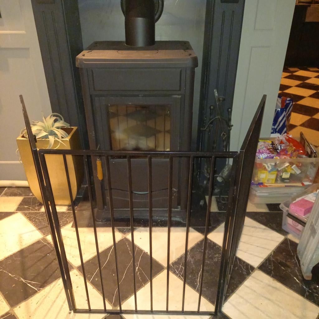 VEILIGHEIDSREK KACHEL OPEN HAARD REK, Ophalen, Hout, Houtkachel