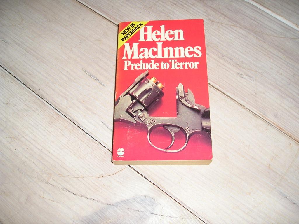 Helen MacInnes - Prelude to Terror, Ophalen of Verzenden, Gelezen, Helen MacInnes