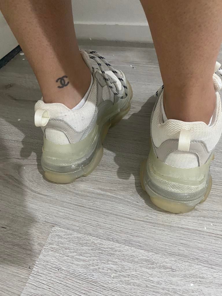 Balenciaga Triple S Sneakers Maat 39, Ophalen of Verzenden, Gedragen, Wit, Sneakers of Gympen