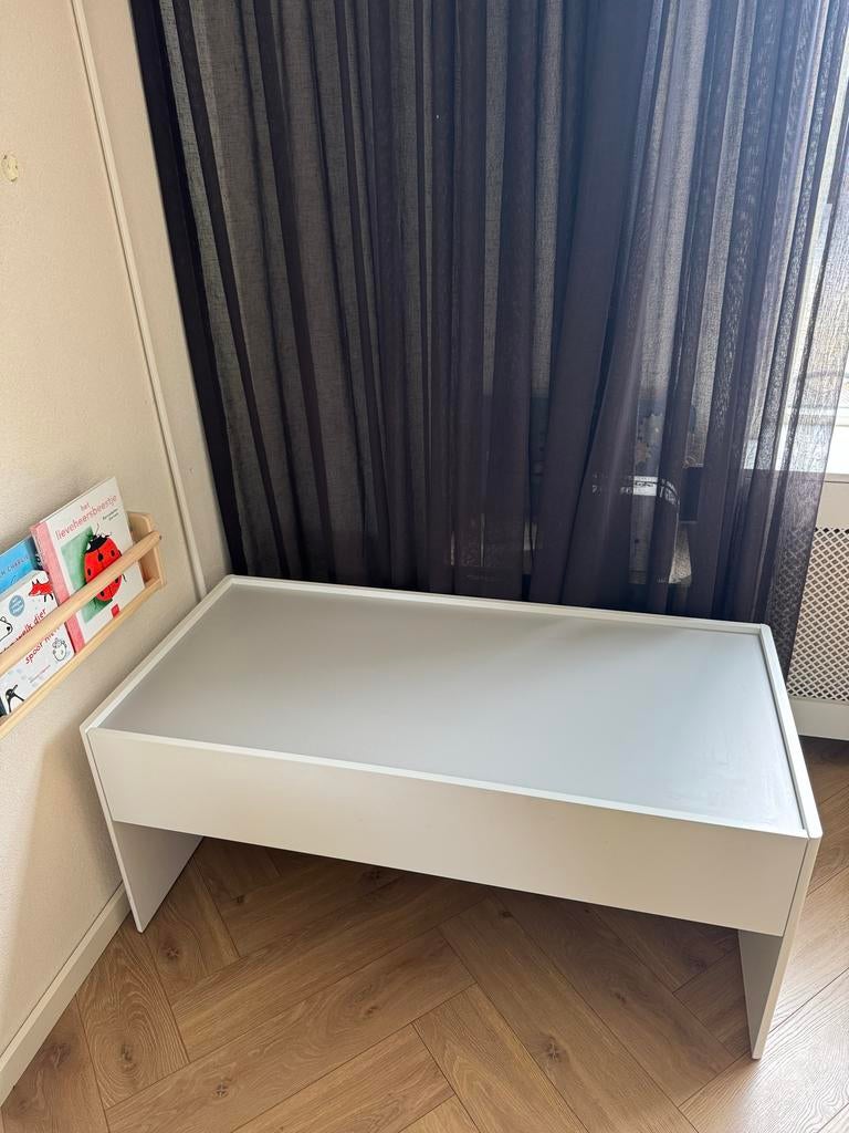 DUNDRA Speeltafel ikea, Ophalen, Zo goed als nieuw