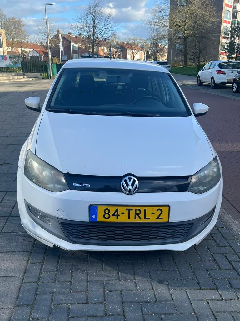 Volkswagen Polo 1.2 2010 Wit 75PK Bluemotion, Auto's, Voorwielaandrijving, 40 €/maand, 1199 cc, Wit