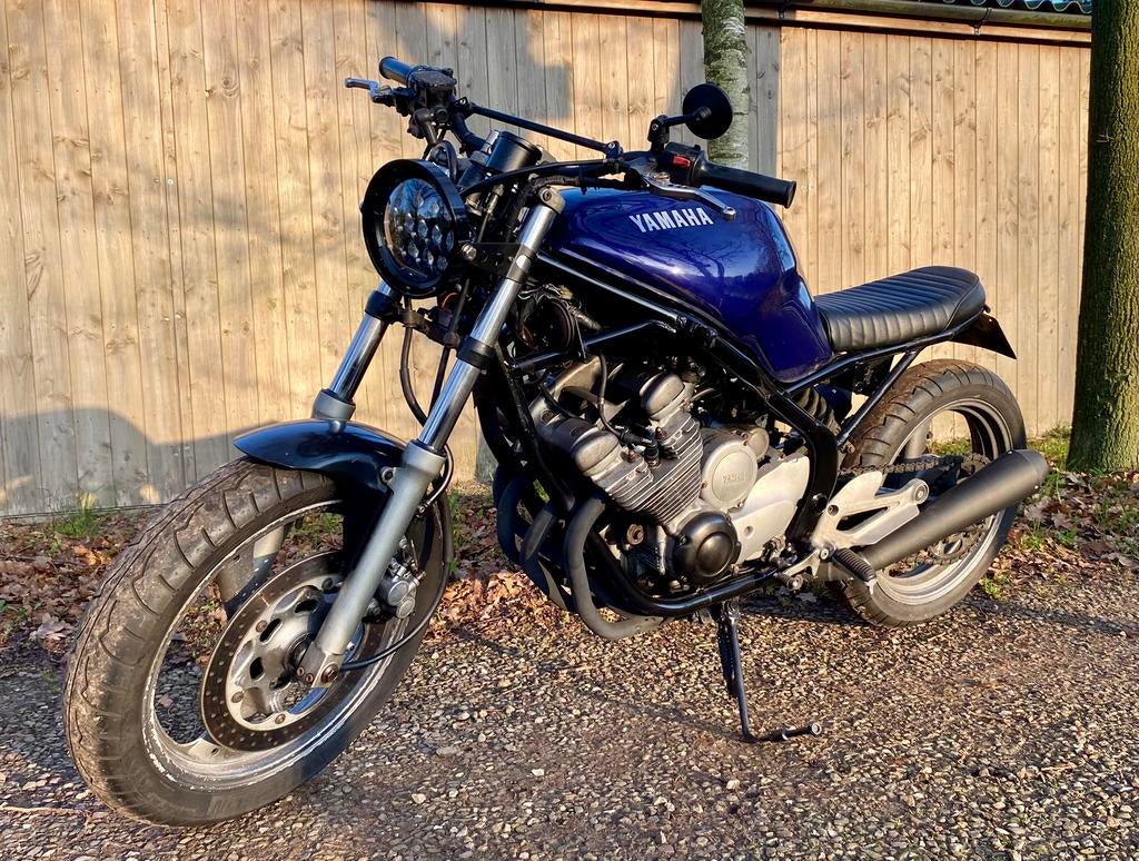 Yamaha XJ600 Scrambler, Particulier, Naked bike