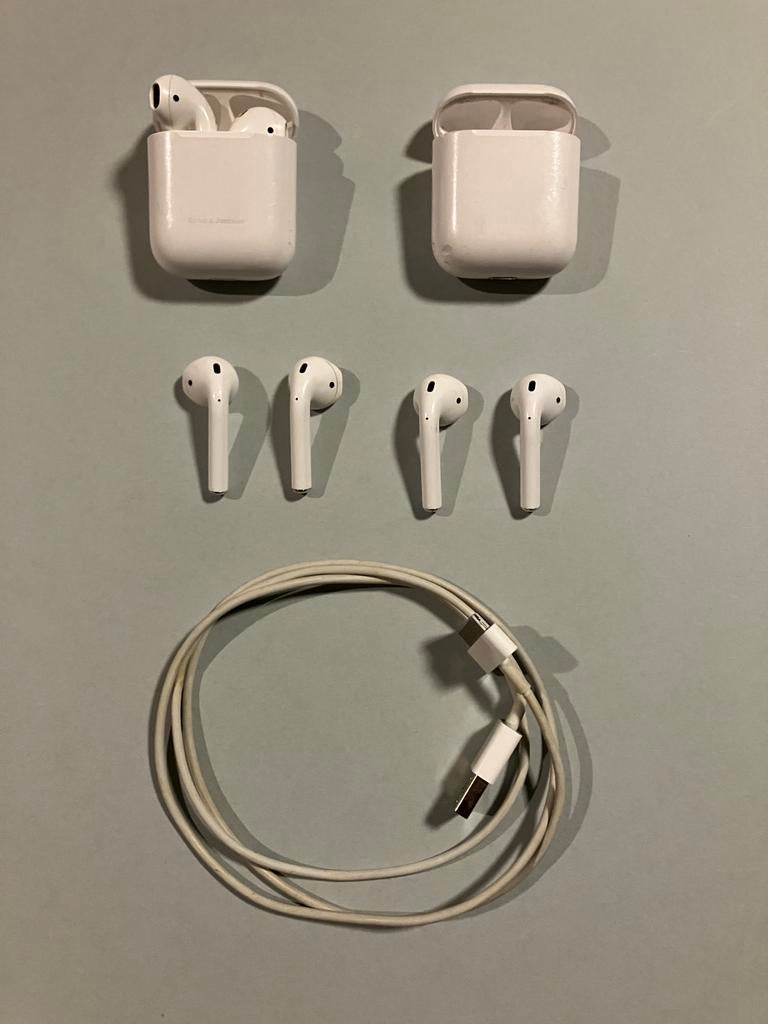 Apple AirPods en accessoires, Ophalen of Verzenden, Gebruikt, In gehoorgang (in-ear), Bluetooth