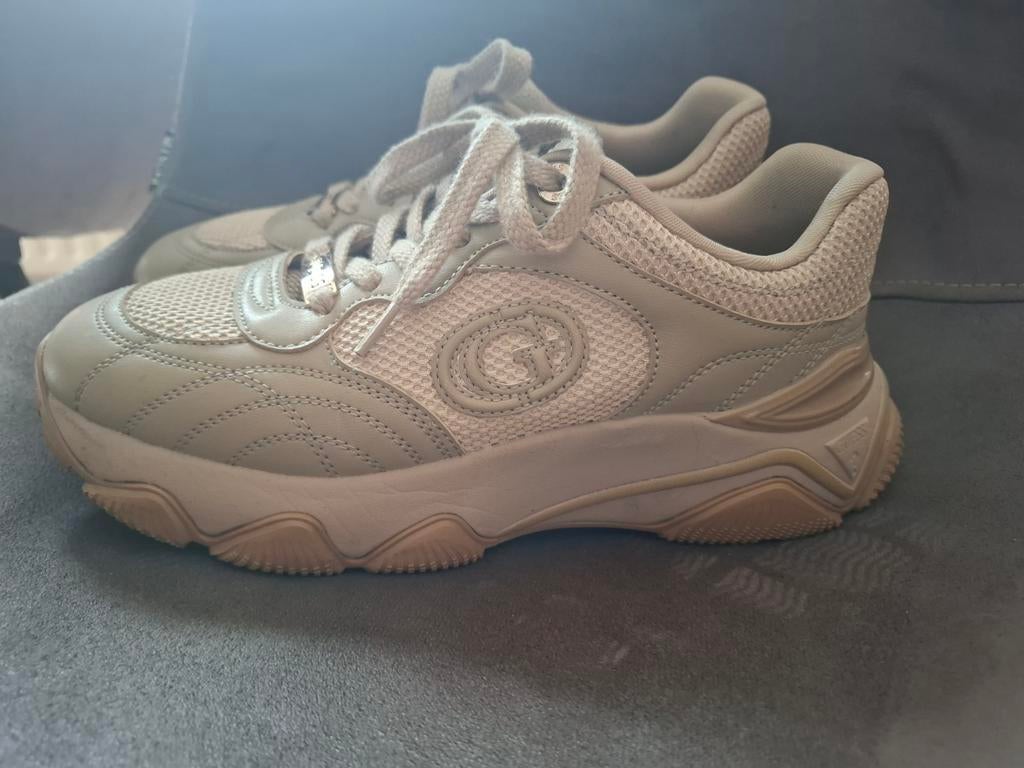 Guess Sneakers Maat 39, Kleding | Dames, Schoenen, Guess, Verzenden, Zo goed als nieuw