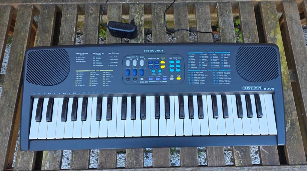 Bontempi B498 Keyboard, 49 toetsen, 666 sounds, met doos, Muziek en Instrumenten, Keyboards, Ophalen of Verzenden, Zo goed als nieuw