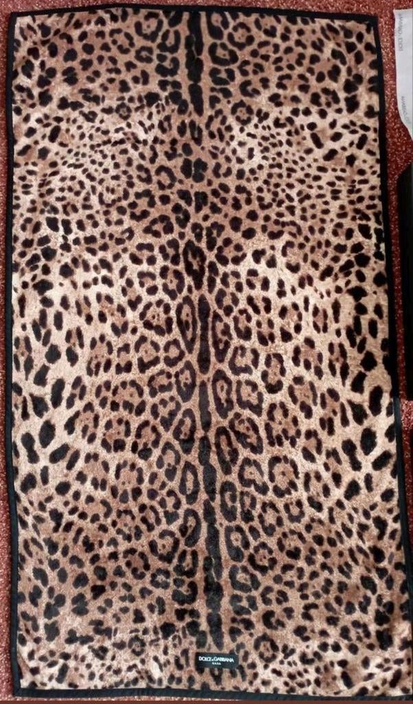 Dolce & Gabbana handdoek/ badmat
Inclusief originele doos, Ophalen of Verzenden, Nieuw