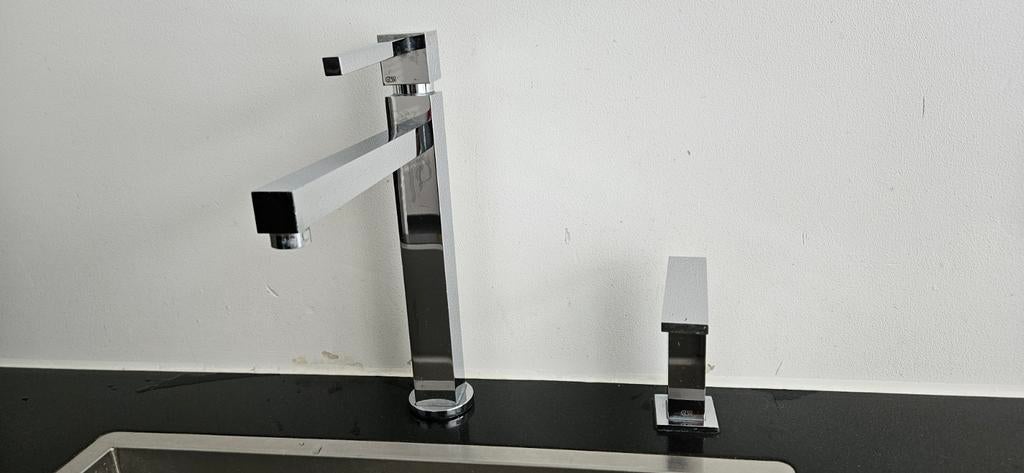 Gessi vierkante keukenkraan en zeeppomp, Ophalen of Verzenden, Gebruikt