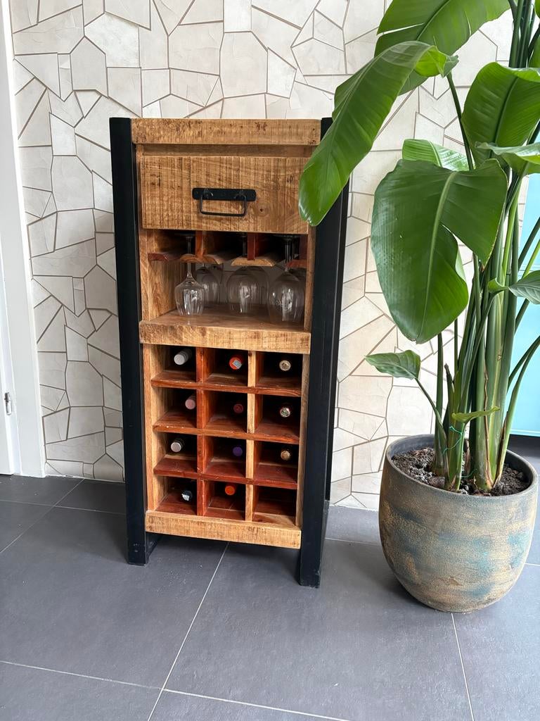 Mangohouten set: wijnkast, tv meubel, trapeze kast, Huis en Inrichting, Kasten | Televisiemeubels, Ophalen, 100 tot 150 cm, Zo goed als nieuw