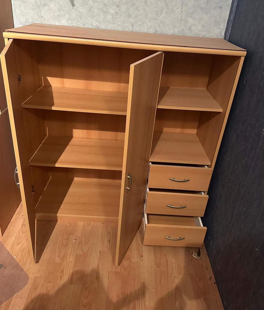 Handige opberg kast altijd wel een plekje voor in huis, Huis en Inrichting, Kasten | Dressoirs, Ophalen, Zo goed als nieuw, 25 tot 50 cm