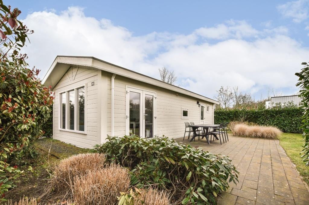 Te koop Chalet (Europarcs Halfweg), Huizen en Kamers, Recreatiewoningen te koop, 2 slaapkamers, Verkoop zonder makelaar, Chalet