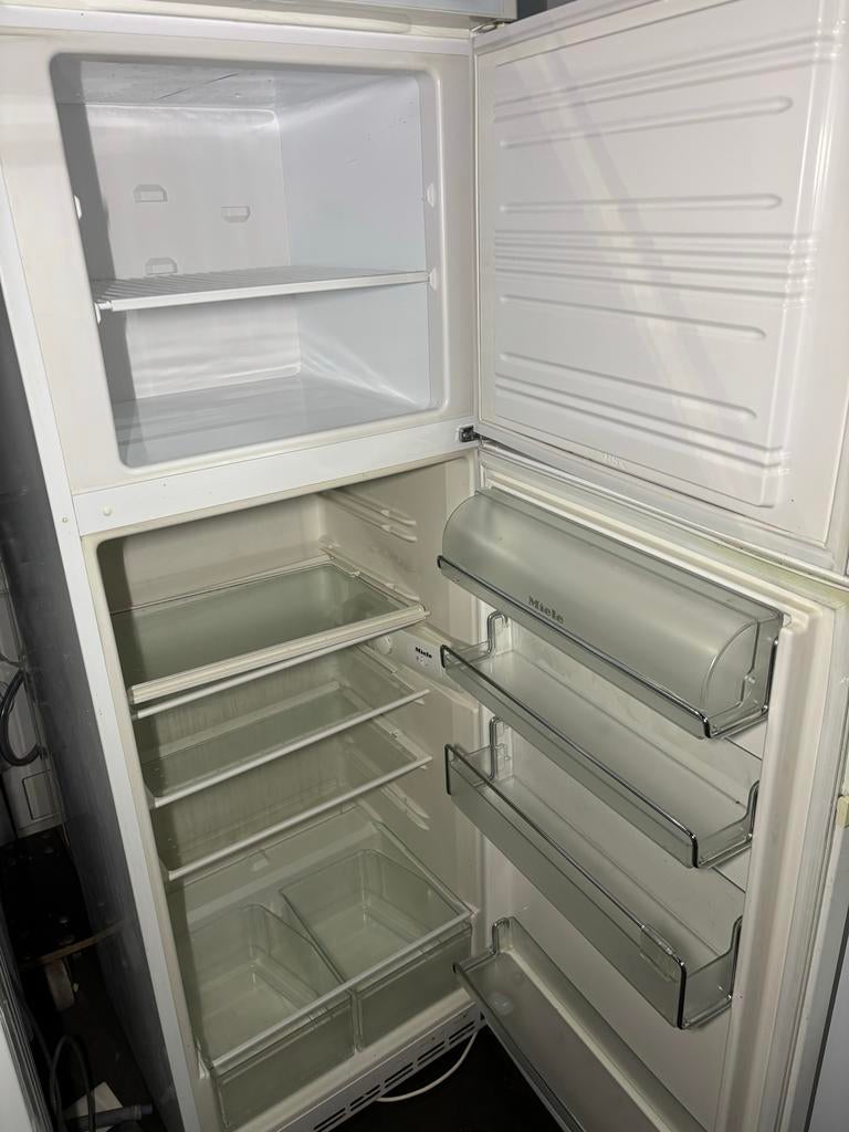 Miele koelkast met vriesvak, Witgoed en Apparatuur, Koelkasten en IJskasten, Ophalen, 150 tot 200 liter, Gebruikt, 140 tot 160 cm