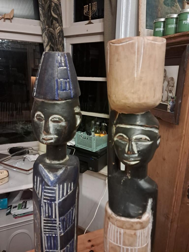 Houten beelden handgemaakt in Ghana man en vrouw., Verzamelen, Beelden en Beeldjes, Ophalen, Zo goed als nieuw, Mens